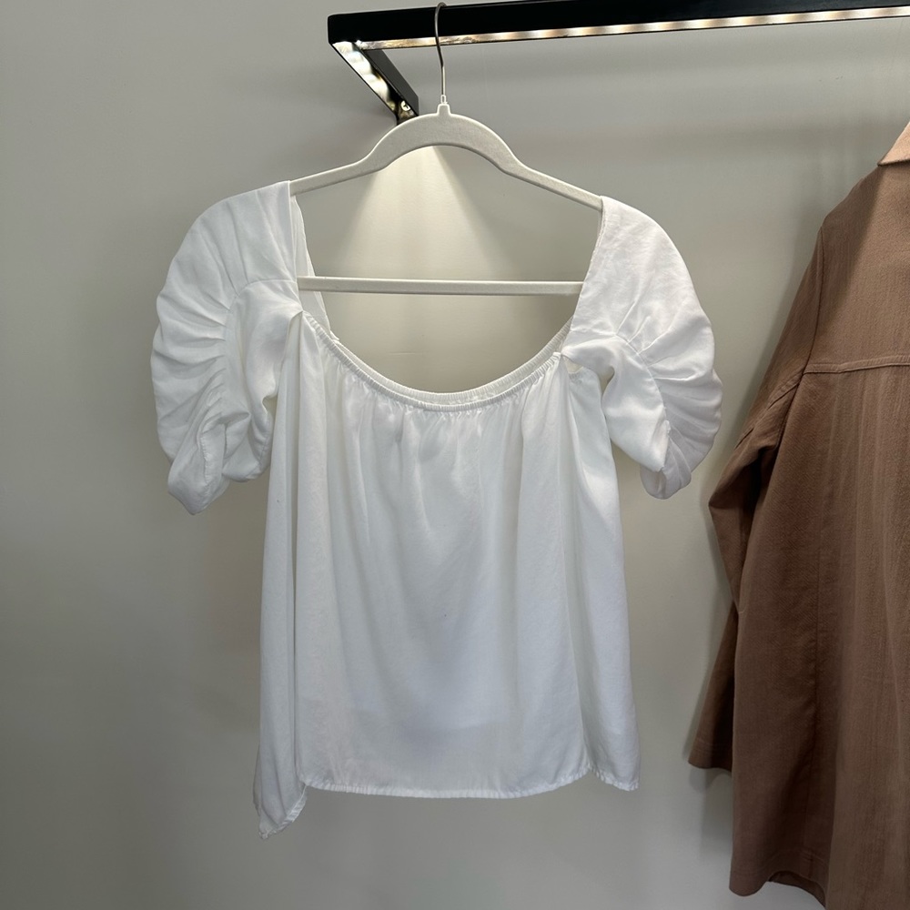 Merritt Charles Shoulder top